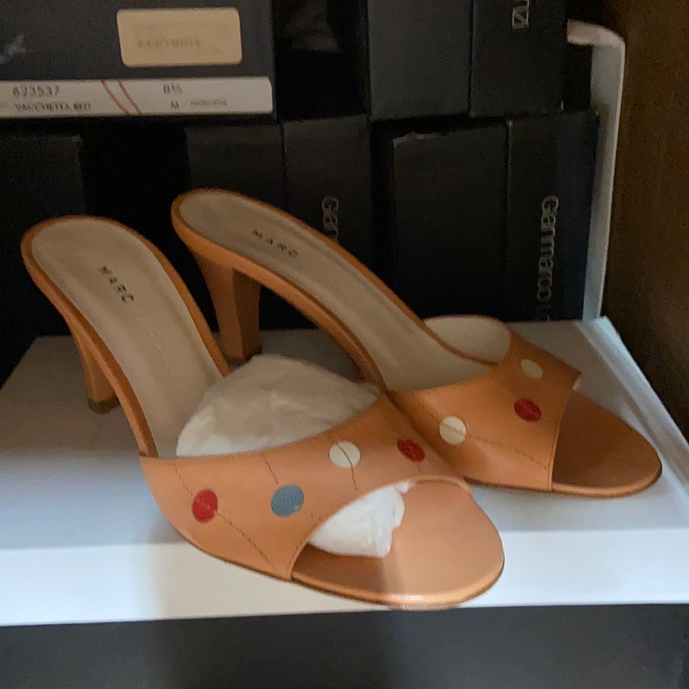 Woman sandals